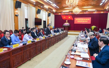Đoàn công tác Báo Nhân Dân làm việc với tỉnh Yên Bái