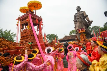 [Ảnh] Người dân Hà Nội hào hứng tham gia Lễ hội gò Đống Đa Xuân Quý Mão