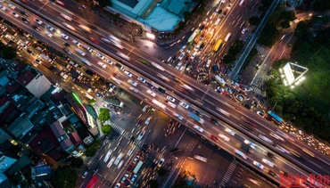 Người dân ùn ùn trở về quê dịp nghỉ lễ 2/9, cửa ngõ Thủ đô đông nhưng không tắc cục bộ 