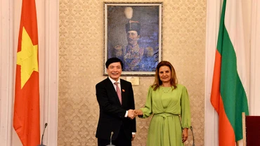 Tổng Thư ký, Chủ nhiệm Văn phòng Quốc hội Bùi Văn Cường gặp, làm việc với Tổng Thư ký Quốc hội Bulgaria.