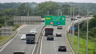 Bộ Giao thông vận tải sẽ điều chỉnh tốc độ các tuyến cao tốc lên 90km/giờ. 