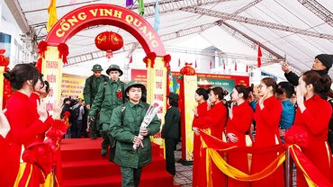 Tiễn tân binh lên đường nhập ngũ năm 2024.