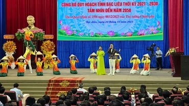 Tỉnh Bạc Liêu công bố Quyết định của Thủ tướng Chính phủ về quy hoạch Bạc Liêu tầm nhìn đến năm 2050. (Ảnh: TRỌNG DUY)