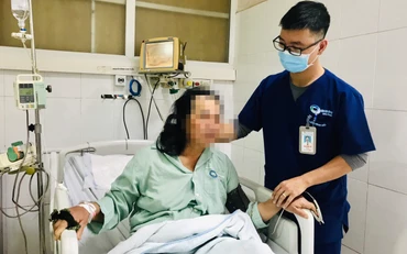 Bệnh nhân đang dần bình phục sức khỏe.