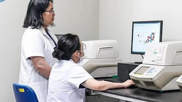 Thực hiện kỹ thuật Realtime PCR xét nghiệm chẩn đoán Adenovirus.