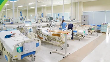 Bệnh nhi được áp dụng nhiều biện pháp can thiệp tích cực tại Khoa Điều trị tích cực Nội khoa.