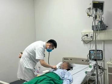 Sau thời gian điều trị tại Khoa Cấp cứu, bệnh nhân đã cắt sốt và không phải thở ô-xy.