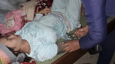 Cô đỡ thôn bản là cánh tay nối dài của ngành y tế trong chăm sóc sức khỏe sinh sản cho phụ nữ ở vùng sâu, vùng xa. 