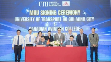 Trường Đại học Giao thông vận tải Thành phố Hồ Chí Minh ký kết hợp tác với Viện hàng không Canada trong lĩnh vực đào tạo nhân lực ngành hàng không. (Ảnh: UTH)