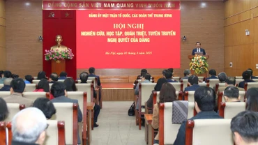 Toàn cảnh hội nghị.