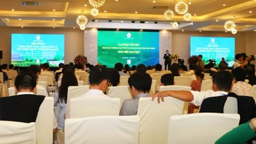 Quang cảnh tại hội thảo.