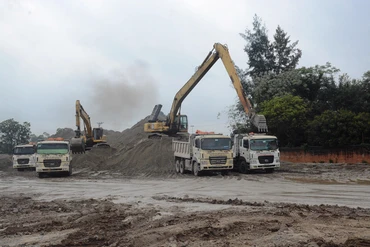 Cần sớm có hướng dẫn về việc sử dụng cát biển thi công đường cao tốc.