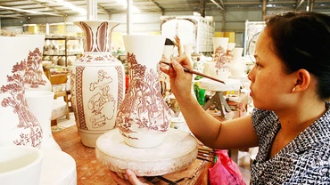 Cần tăng cường các biện pháp bảo đảm an sinh xã hội, tạo công ăn việc làm cho người lao động. Ảnh: MINH LÊ