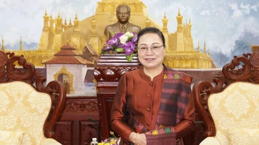 Đại sứ Lào tại Việt Nam Khamphao Ernthavanh.