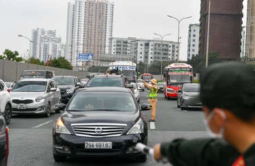 Sau 7 ngày nghỉ Tết Nguyên đán, Cảnh sát giao thông và công an các địa phương đã phát hiện, xử lý hơn 29.000 trường hợp vi phạm nồng độ cồn.