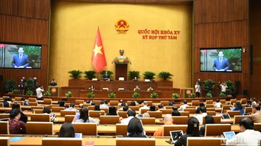 Sáng 1/11, tiếp tục chương trình Kỳ họp thứ 8, Quốc hội khóa XV, Quốc hội thảo luận ở hội trường về dự án Luật Phòng cháy, chữa cháy và cứu nạn, cứu hộ. (Ảnh: DUY LINH)