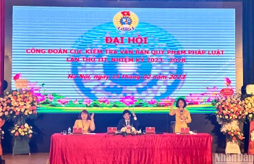 Đại hội Công đoàn cơ sở Cục Kiểm tra văn bản Quy phạm pháp luật (Bộ Tư Pháp) khai mạc chiều 15/2 tại Hà Nội. (Ảnh: THANH HÀ)