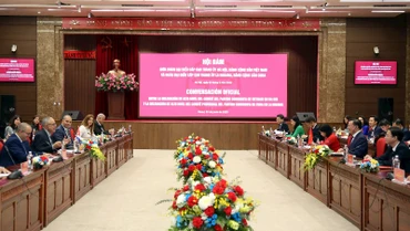 Quang cảnh cuộc hội đàm.