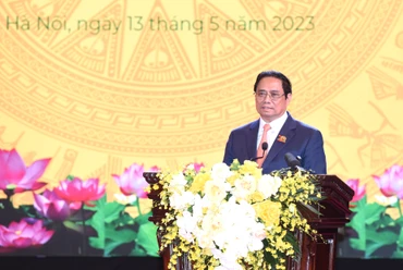 Thủ tướng Phạm Minh Chính phát biểu tại Lễ kỷ niệm 70 năm Ngày truyền thống lực lượng An ninh kinh tế. 