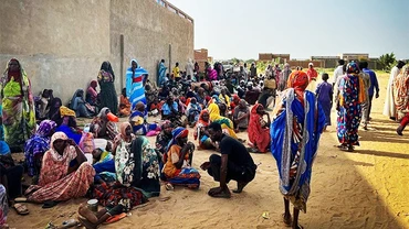 Xung đột ở Sudan khiến hàng trăm nghìn người phải tị nạn. Ảnh: REUTERS