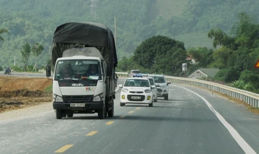 Tính đến hết tháng 10, Bộ Giao thông vận tải giải ngân vốn đầu tư công ước đạt 47.759 tỷ đồng, đạt 63% kế hoạch. Ảnh: HẢI NAM