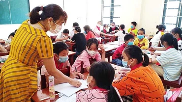 Một tiết học theo phương pháp mới thuộc Chương trình giáo dục phổ thông 2018 tại Trường phổ thông dân tộc nội trú THCS huyện Chợ Mới.