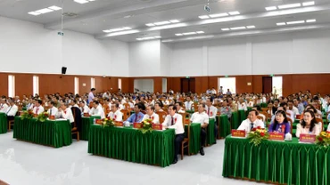 Quang cảnh buổi họp mặt.