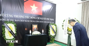 Đại sứ quán Việt Nam tại Hoa Kỳ tổ chức Lễ viếng Tổng Bí thư Nguyễn Phú Trọng