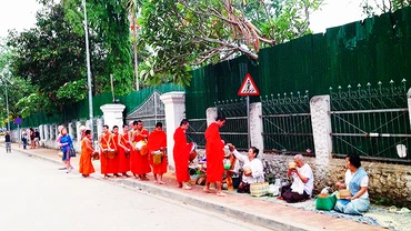 Sớm mai ở Pakse