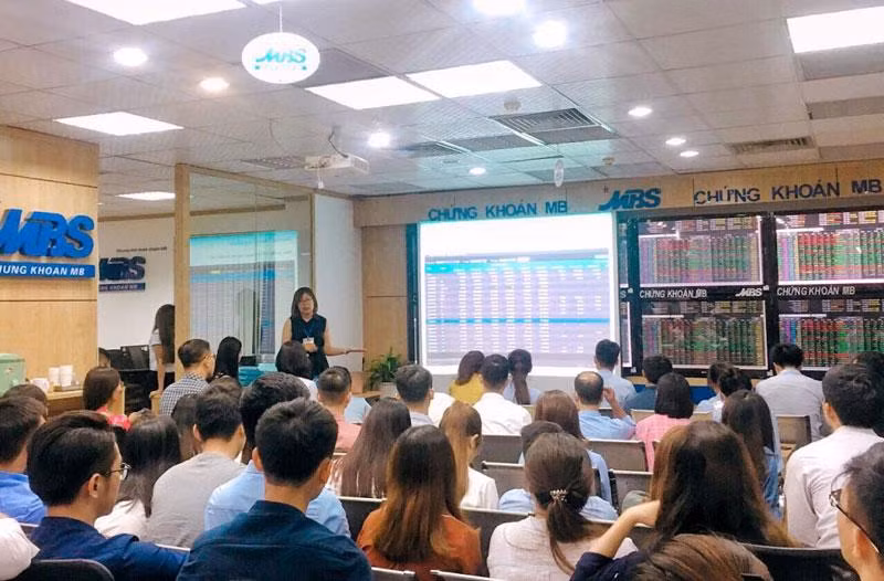 Kể từ ngày 10/10, mã chứng quyền CMSN2208 của Công ty cổ phần Chứng khoán MB sẽ hết hiệu lực. (Ảnh minh họa)