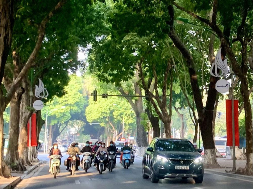 Khu vực Hà Nội ngày nắng, sáng sớm và đêm trời lạnh. (Ảnh minh họa)