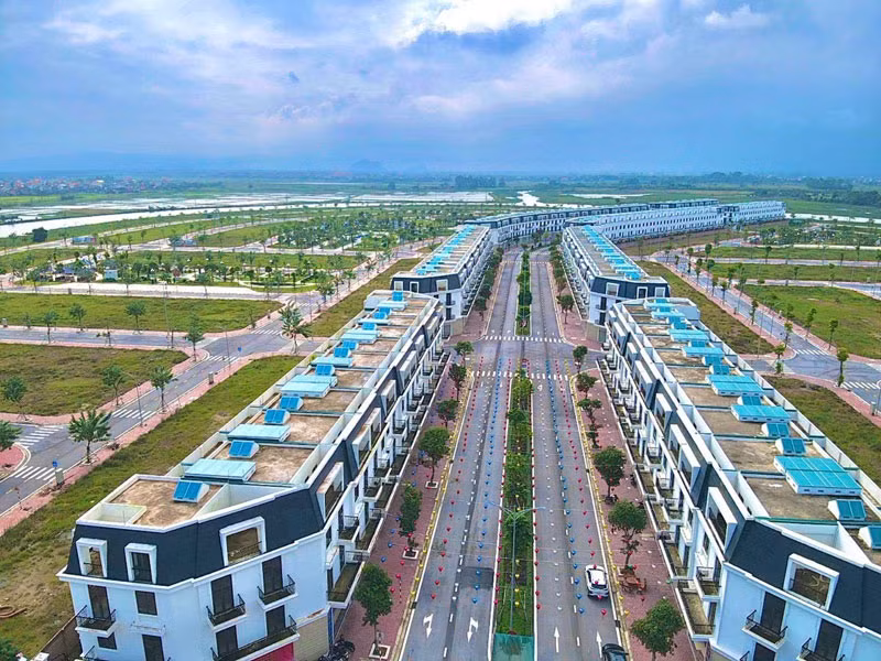 Dãy Shophouse TNR Stars Diễn Châu có mặt tiền là đường 28m, kết nối Quốc lộ 1A và Cao tốc Diễn Châu-Bãi Vọt.