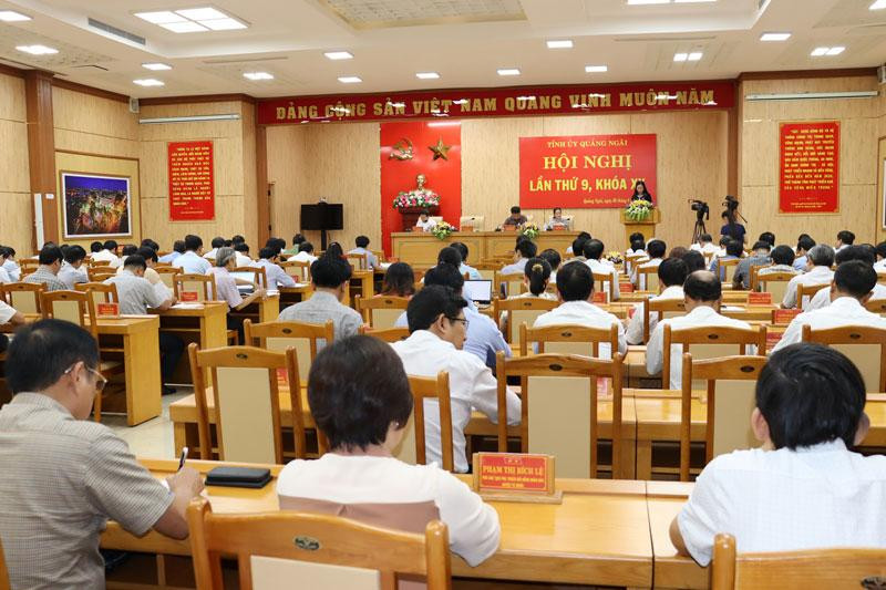 Tỉnh ủy Quảng Ngãi yêu cầu cán bộ đi công tác ngoài tỉnh và nghỉ phép năm phải bảo đảm đúng quy chế.