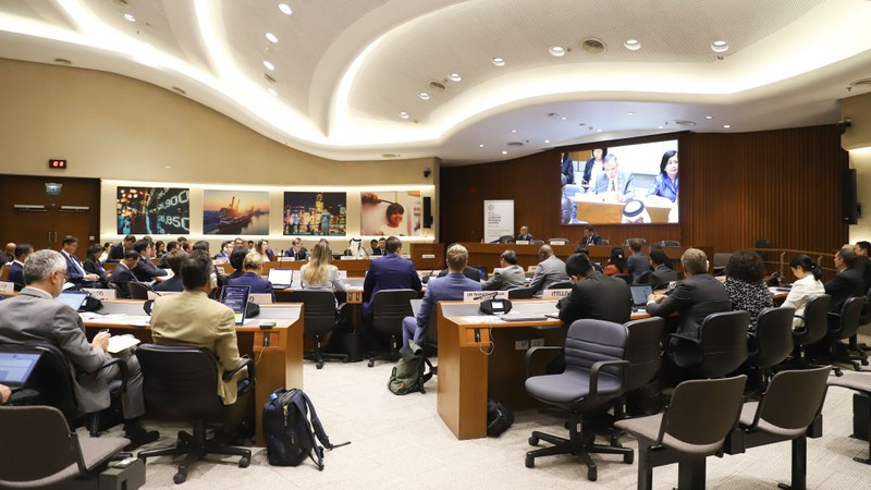 Toàn cảnh phiên họp.