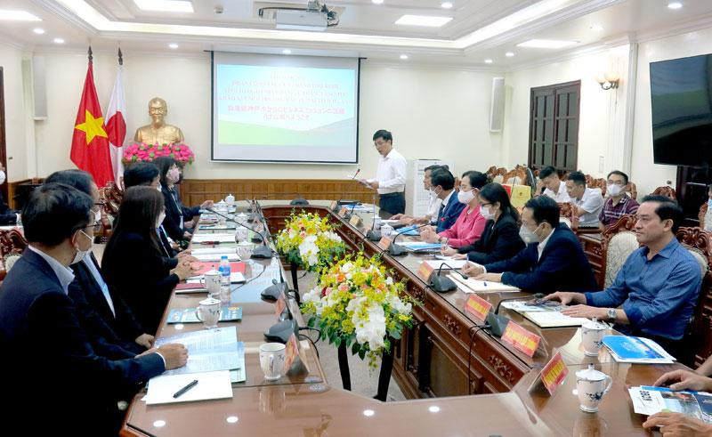 Các đại biểu dự hội nghị.