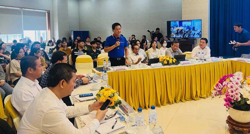 Toàn cảnh buổi hội thảo.