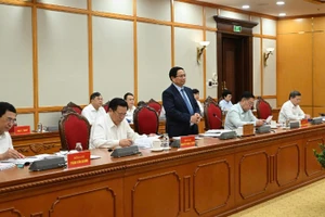 Tổ công tác của Bộ Chính trị làm việc với các Ban thường vụ Tỉnh ủy, Thành ủy về Đại hội Đảng nhiệm kỳ 2025-2030. (Ảnh: TRẦN HẢI)