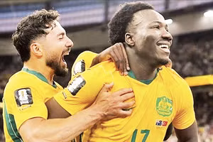 Tiền đạo trẻ Nestory Irankunda mở tỷ số giúp Australia thắng Thổ Nhĩ Kỳ 2-0. (Ảnh: TÂN HOA XÃ)