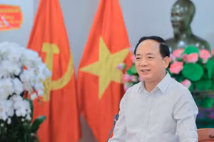 Đồng chí Trịnh Văn Quyết, Ủy viên Bộ Chính trị, Bí thư Trung ương Đảng, Trưởng Ban Tuyên giáo và Dân vận Trung ương phát biểu chúc mừng Thông tấn xã Việt Nam. (Ảnh: PHẠM CƯỜNG)