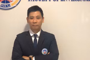 Giáo sư Đinh Đức Trường.