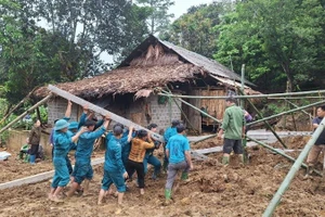 Chương trình xóa nhà tạm, nhà dột nát được tăng tốc triển khai trên toàn quốc.
