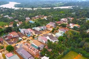 Nhờ được sự hỗ trợ, đầu tư của Đảng, Nhà nước thông qua các chưng trình, dự án nên nhiều vùng đồng bào dân tộc thiểu số tại Lâm Đồng đã được thay áo mới, với sự phát triển mạnh mẽ.