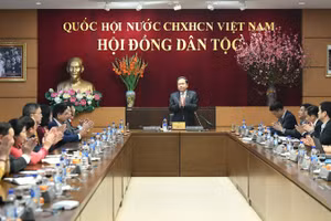 Chủ tịch Quốc hội Trần Thanh Mẫn chủ trì làm việc với Hội đồng Dân tộc của Quốc hội. (Ảnh: DUY LINH) 