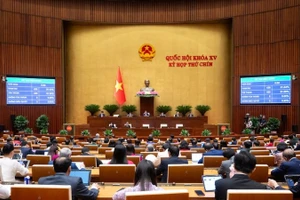 Quốc hội thông qua Luật Khoa học, công nghệ (sửa đổi) và đổi mới sáng tạo. (Ảnh: DUY LINH)