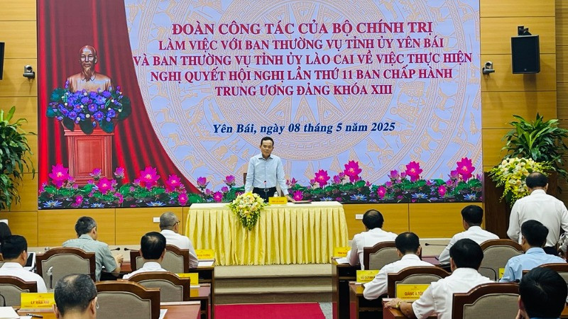Bí thư Trung ương Đảng Trần Lưu Quang phát biểu tại buổi làm việc. (Ảnh: THANH SƠN)