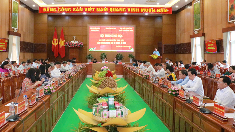 Hội thảo có sự tham dự của nhiều nhà nghiên cứu, nhà khoa học.