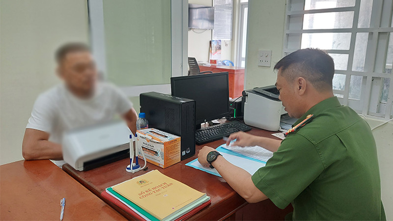 Nguyễn Tấn Lâm tại cơ quan Công an. (Ảnh: Công an cung cấp)