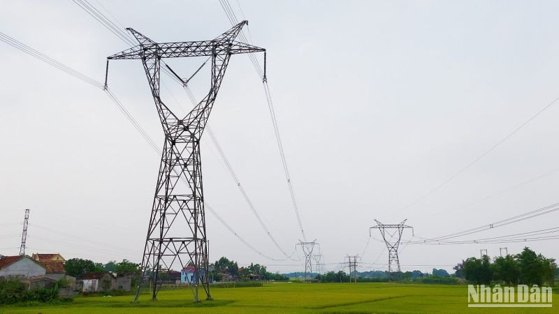 Các đường điện 500kV đi qua Quảng Bình. (Ảnh minh họa)