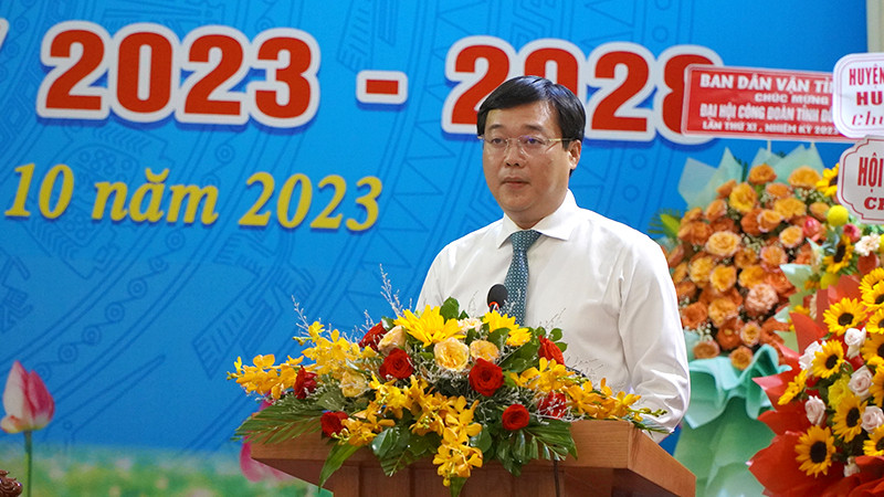 Bí thư Tỉnh ủy Đồng Tháp Lê Quốc Phong phát biểu tại đại hội. (Ảnh: HỮU NGHĨA)