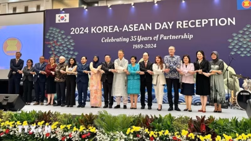 Đại diện Phái đoàn thường trực các nước tại ASEAN. (Ảnh: Đào Trang/TTXVN)